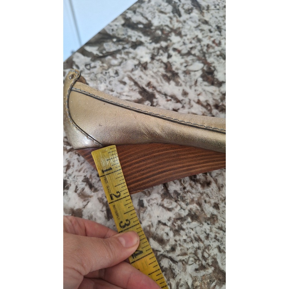 Chloe Metallic Gold Leather Wedge Pumps Wood Buckle Detail Made in Italy 38.5 - Picture 11 of 12